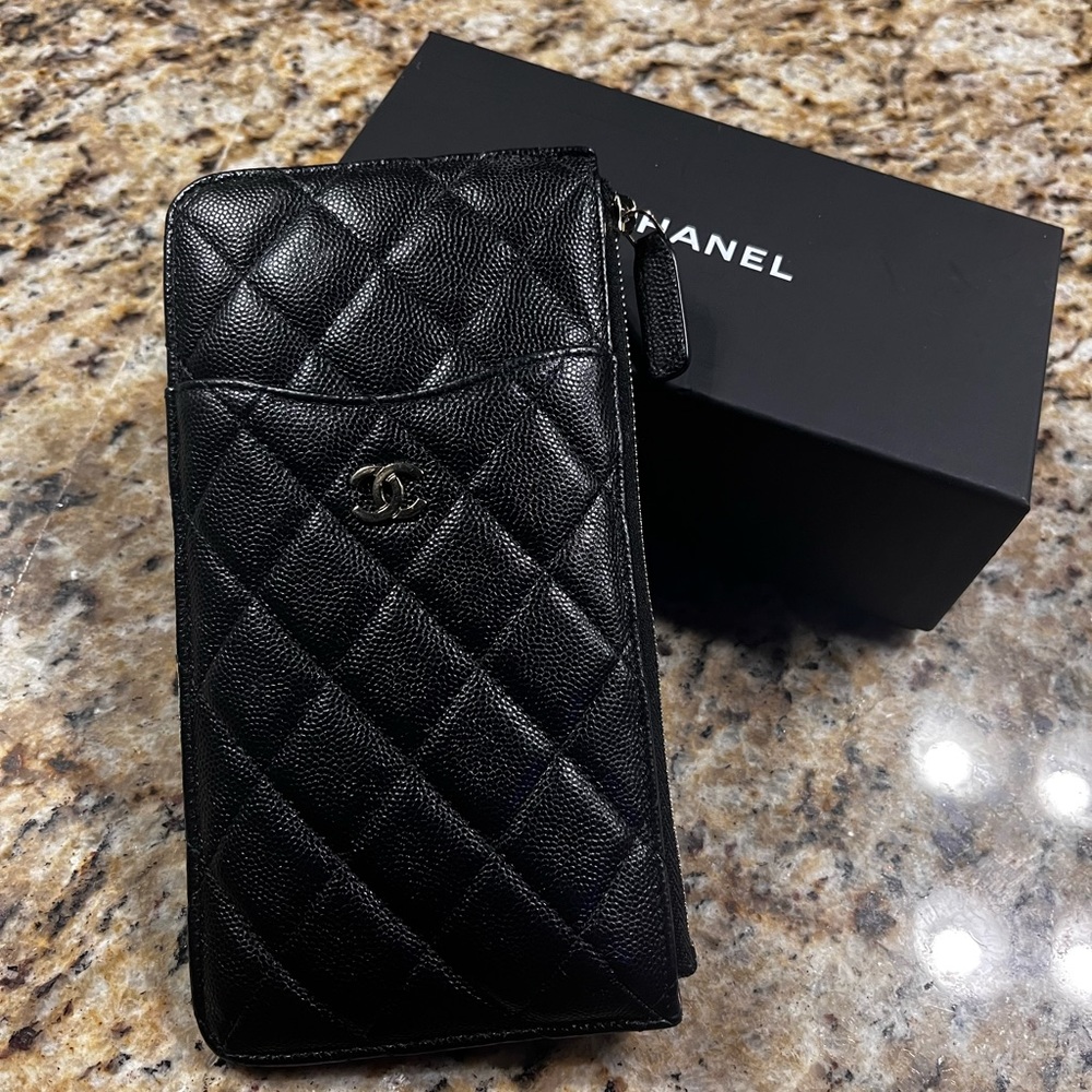 Chanel wallet